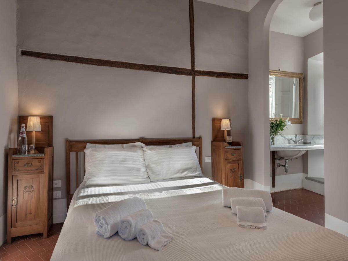 Tenuta Di Capezzana Bed and Breakfast Seano Eksteriør billede