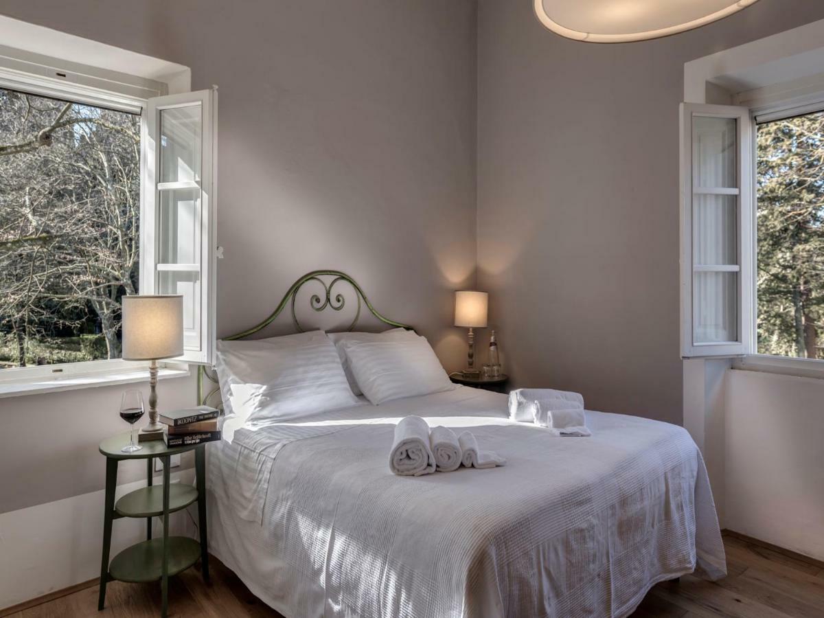 Tenuta Di Capezzana Bed and Breakfast Seano Eksteriør billede